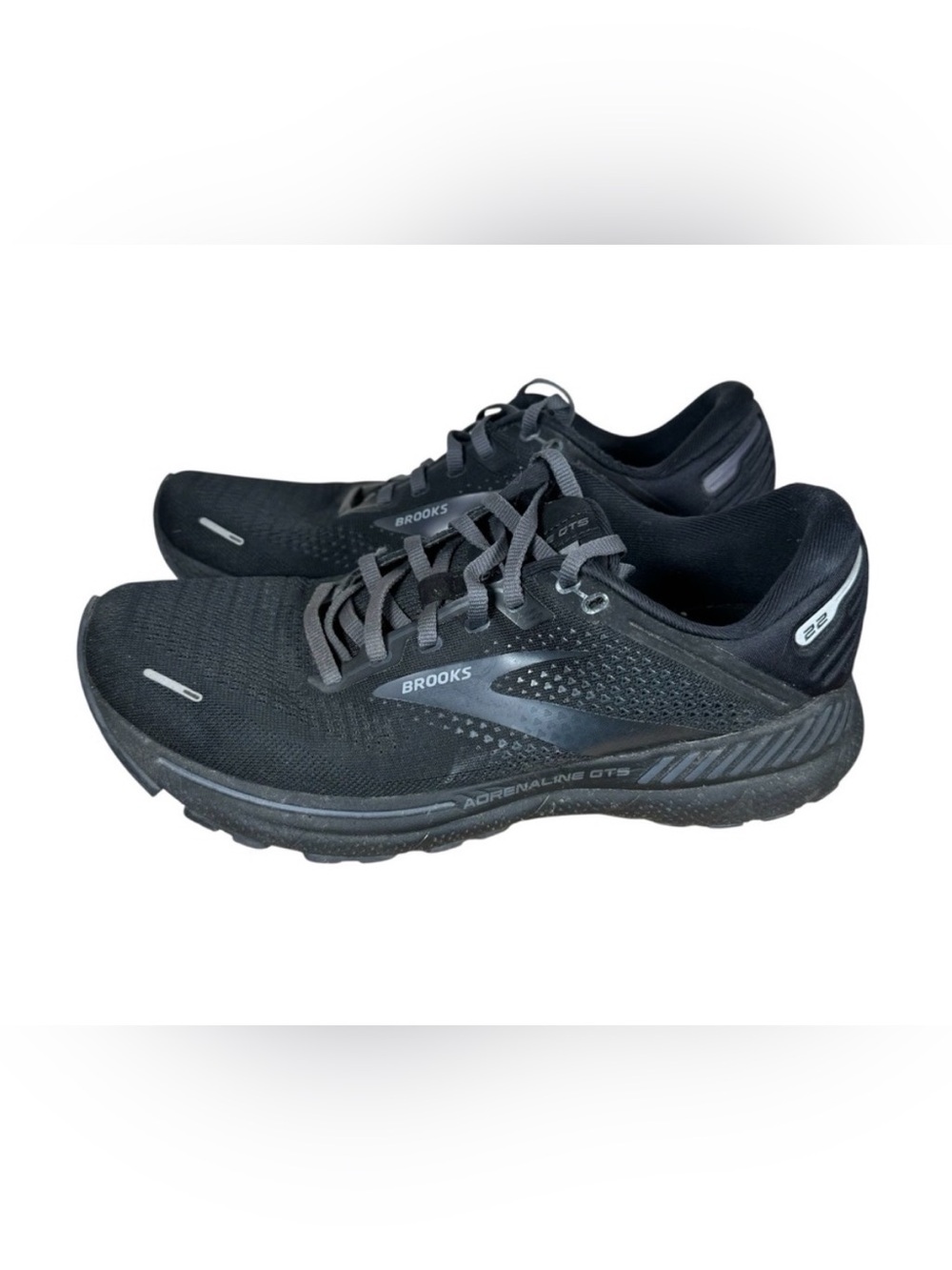 Brooks Adrenaline 22  women’s sneakers